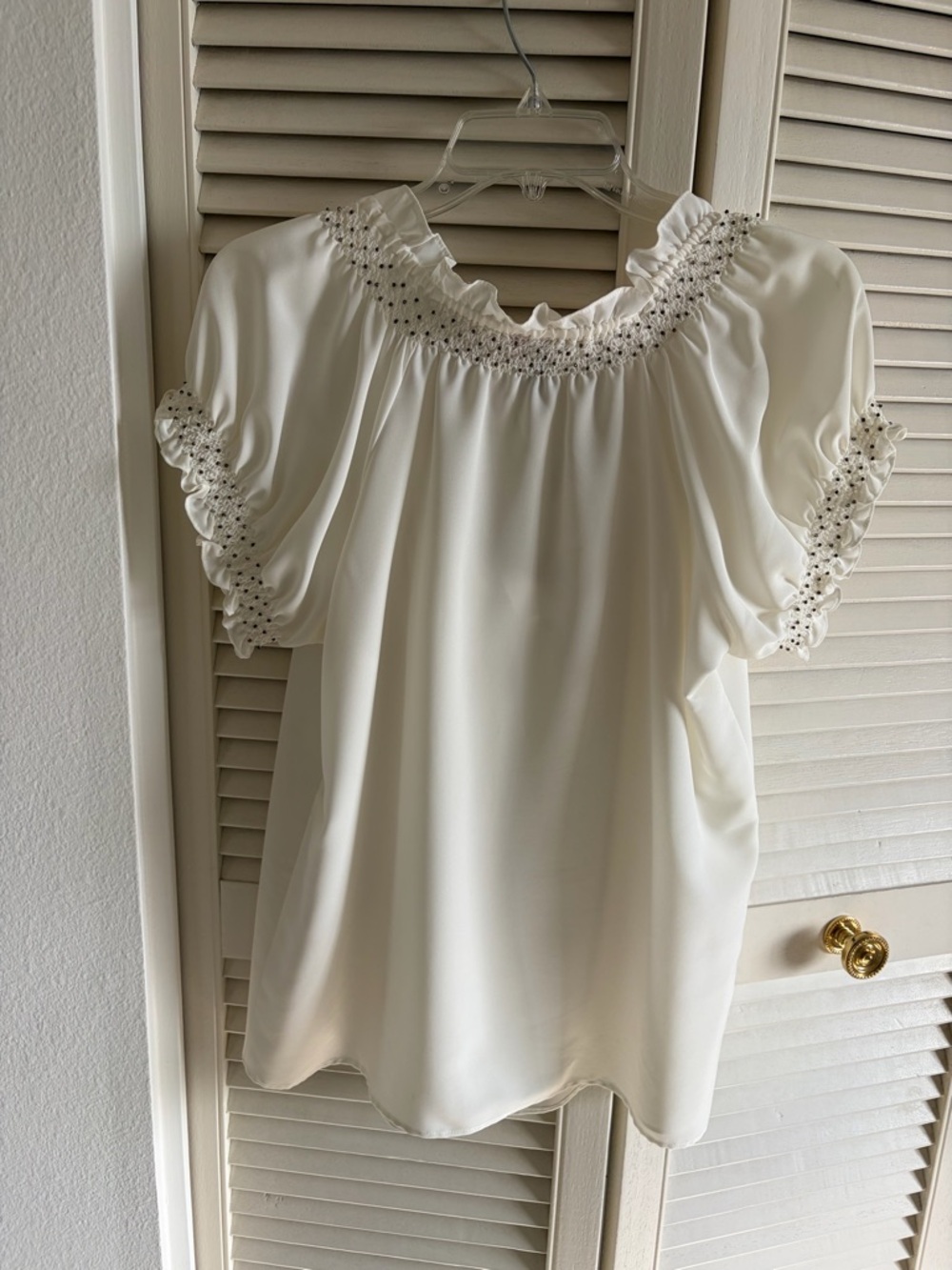 Women's Cream Smocked Puff Sleeve Blouse